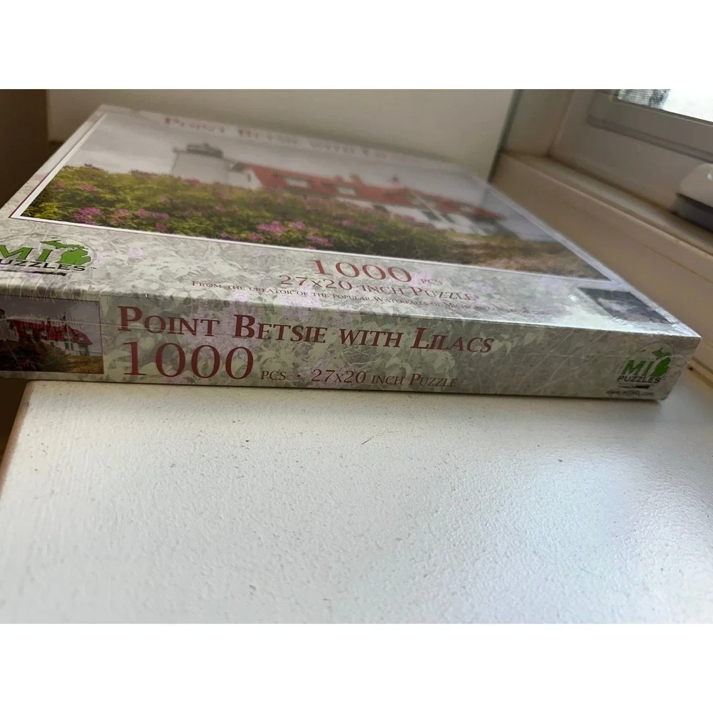 Point Betsie w/Lilacs Phil Stagg rare 1000 piece jigsaw puzzle Lighthouse